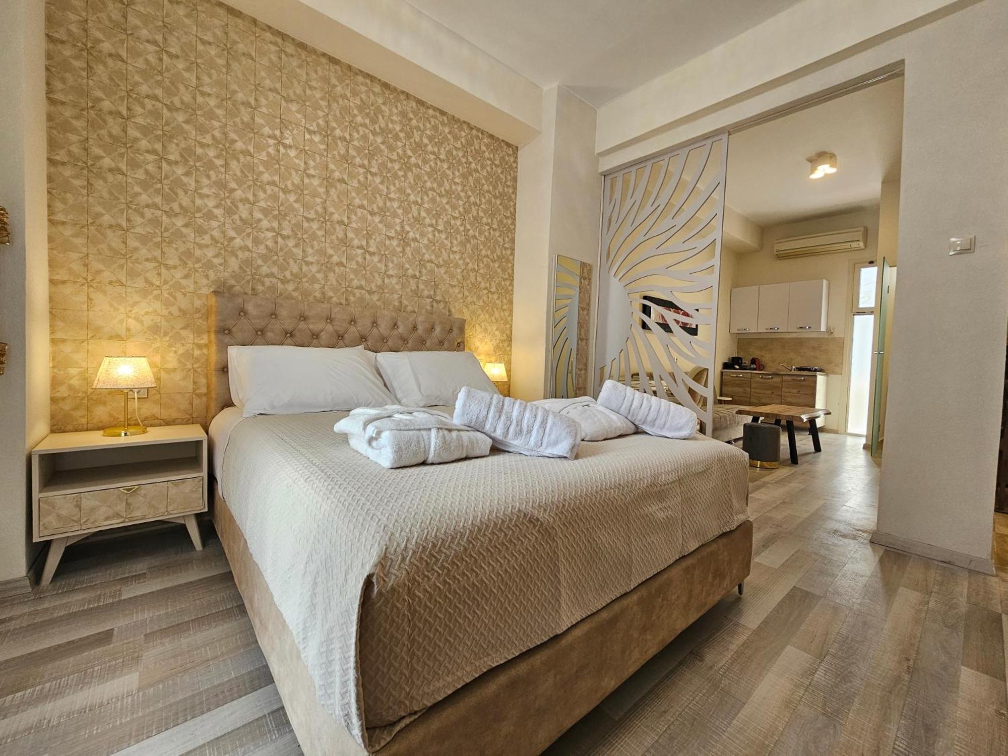 Golden City Center Suites Rhodes City Exteriör bild