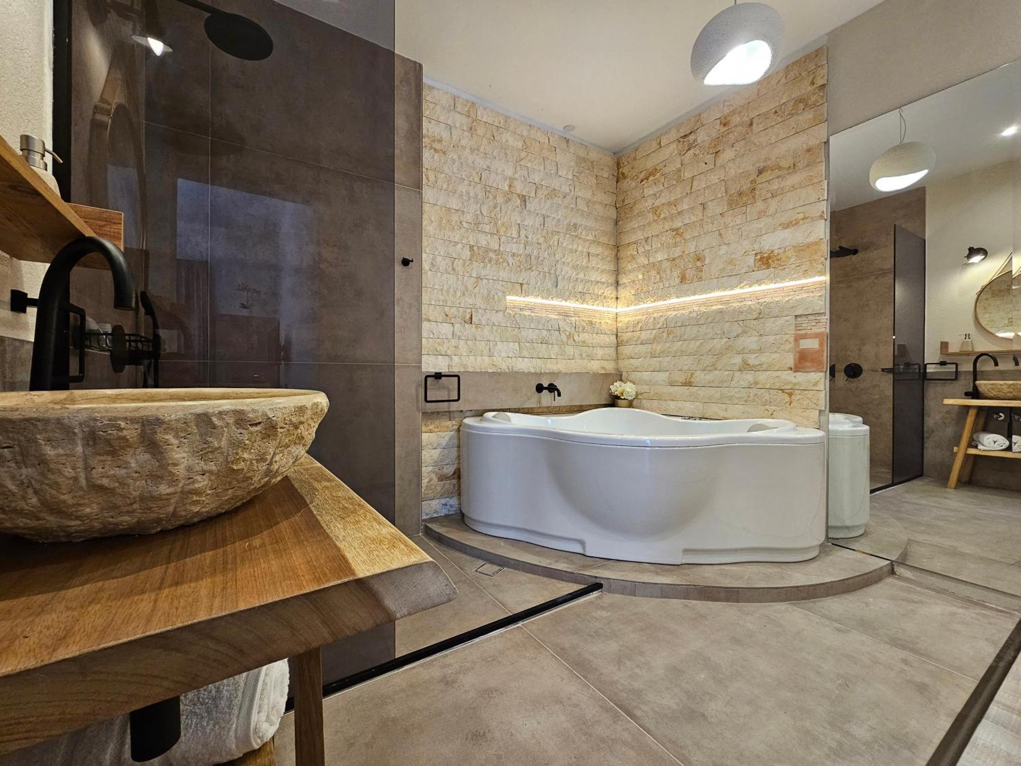 Golden City Center Suites Rhodes City Exteriör bild