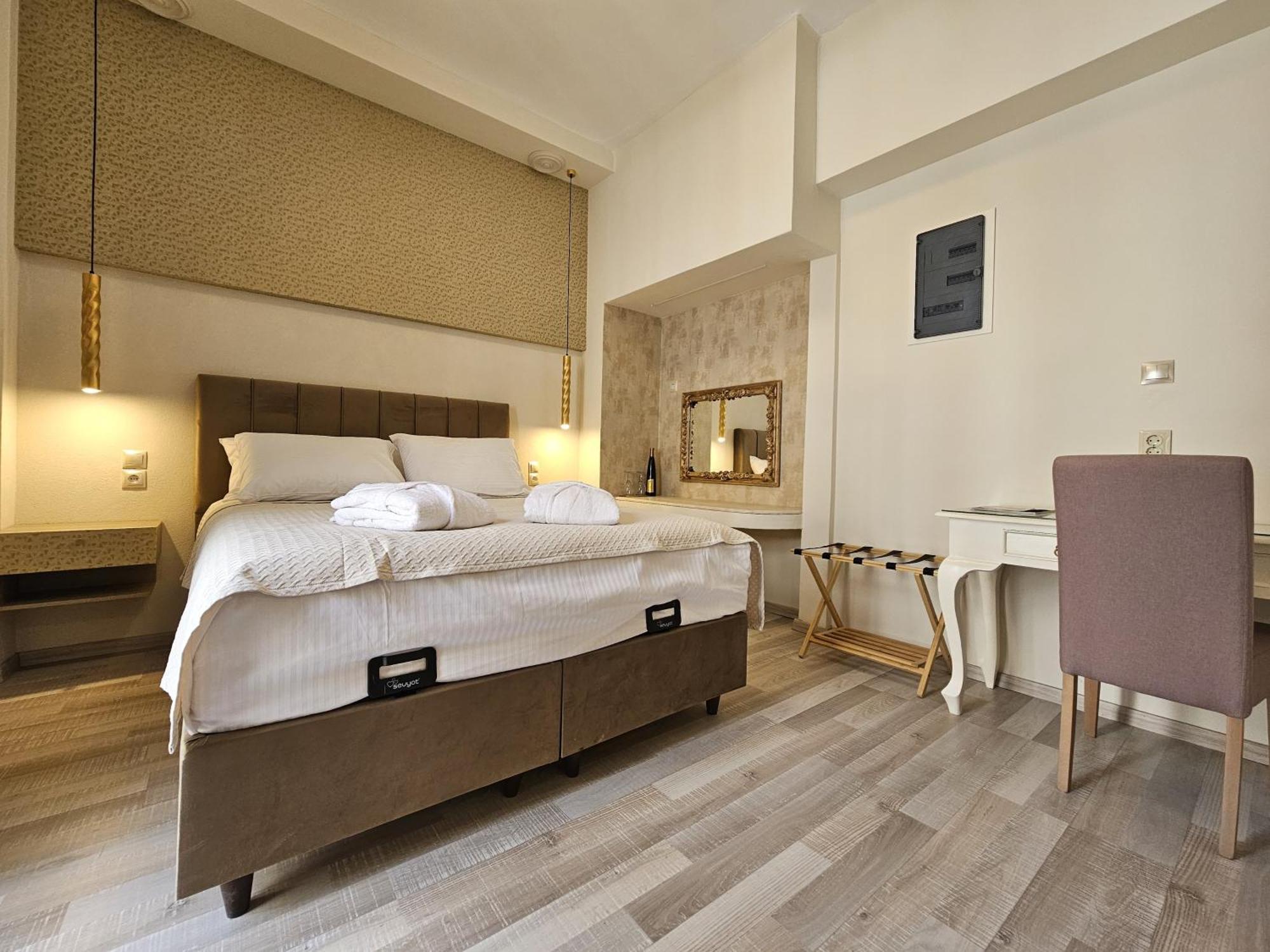 Golden City Center Suites Rhodes City Exteriör bild