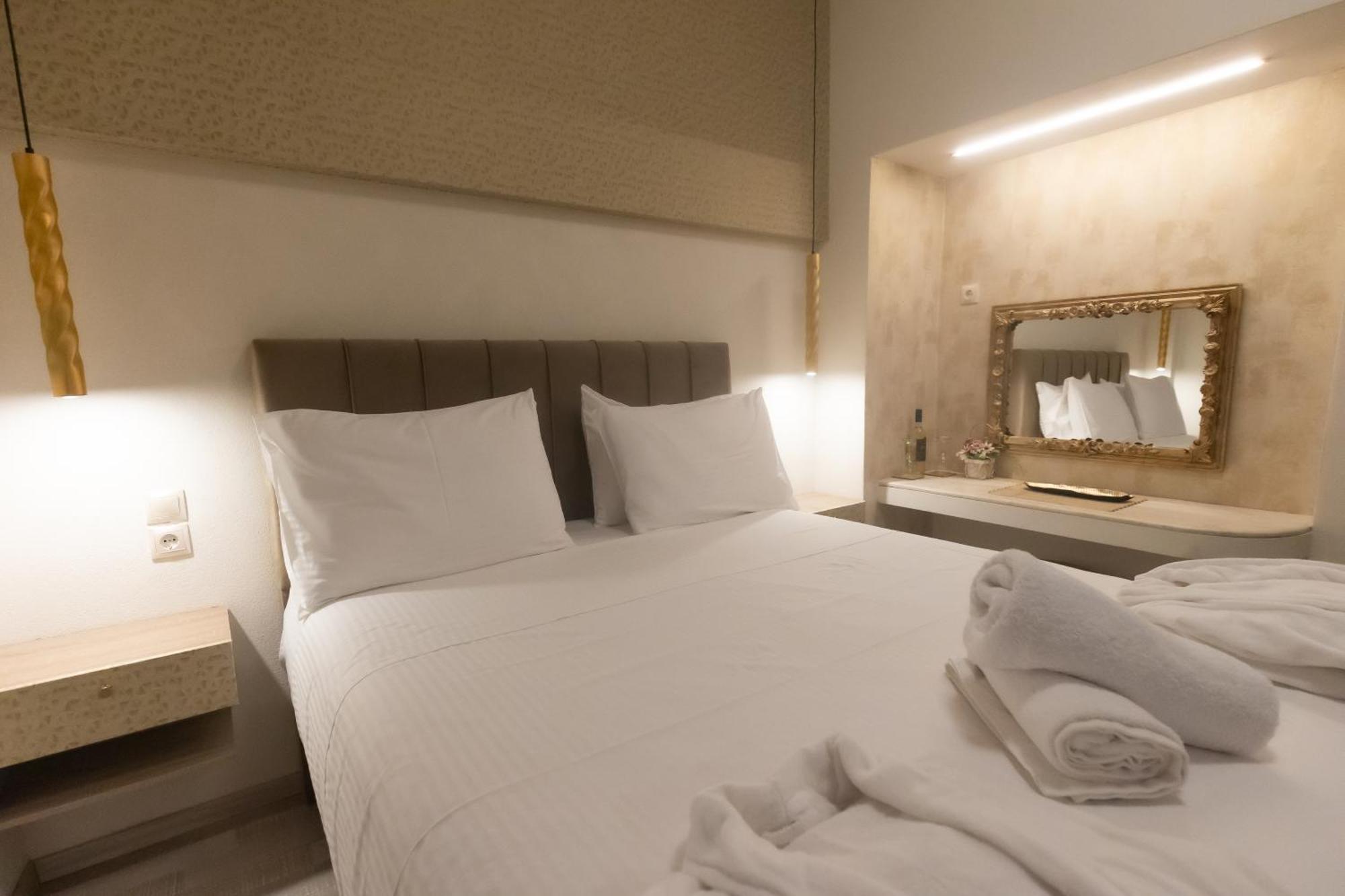 Golden City Center Suites Rhodes City Exteriör bild